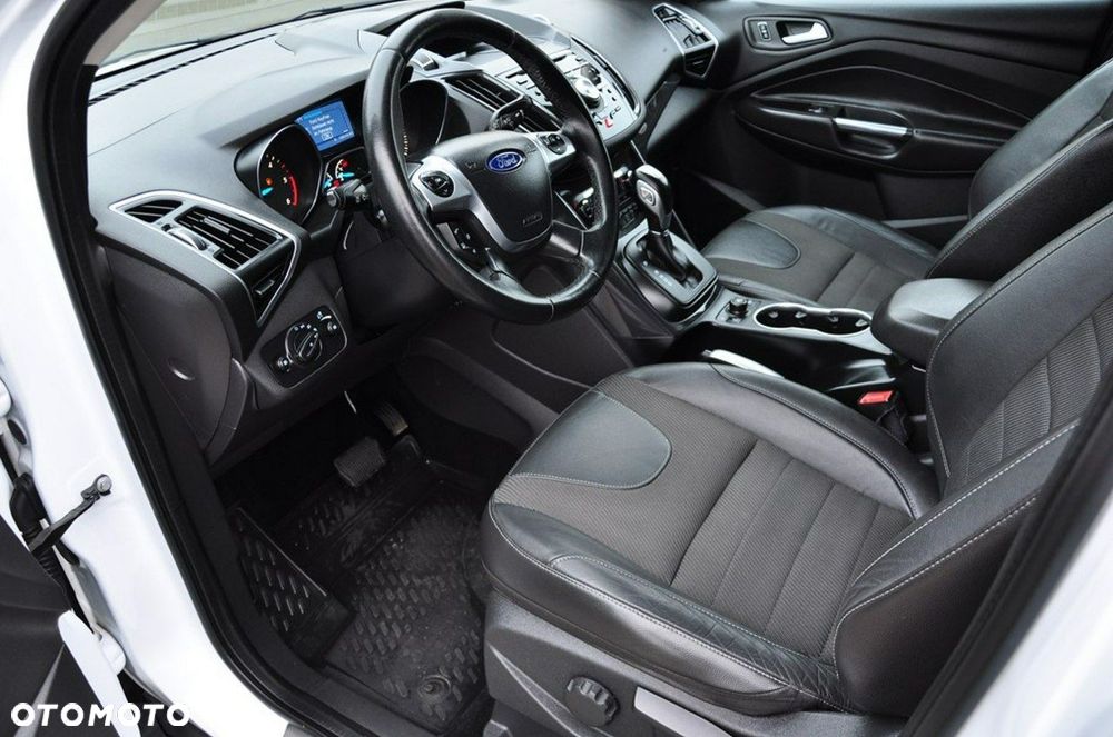 Ford Kuga 2.0 TDCi 4x4 Titanium - 30