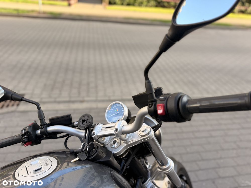 BMW R - 10