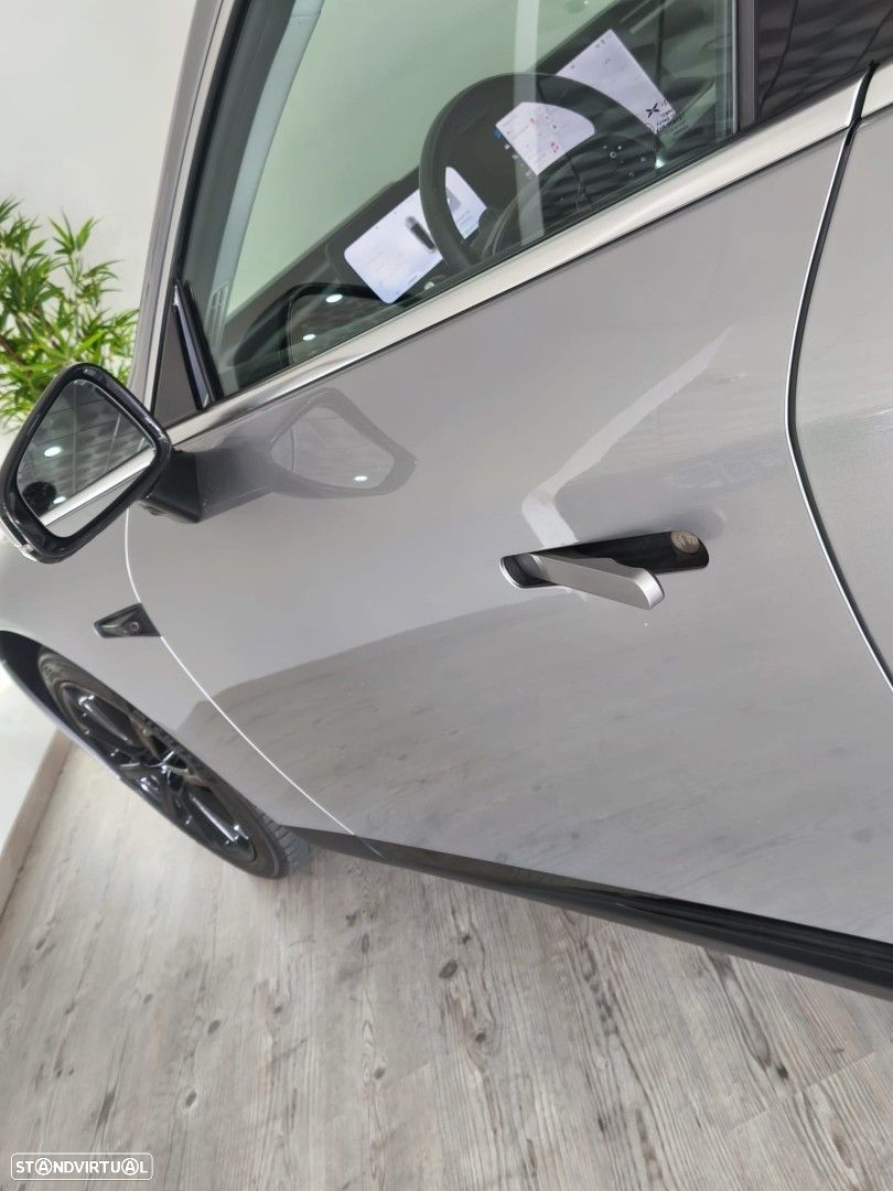 Xpeng P7i 86.2 kWh Long Range - 15