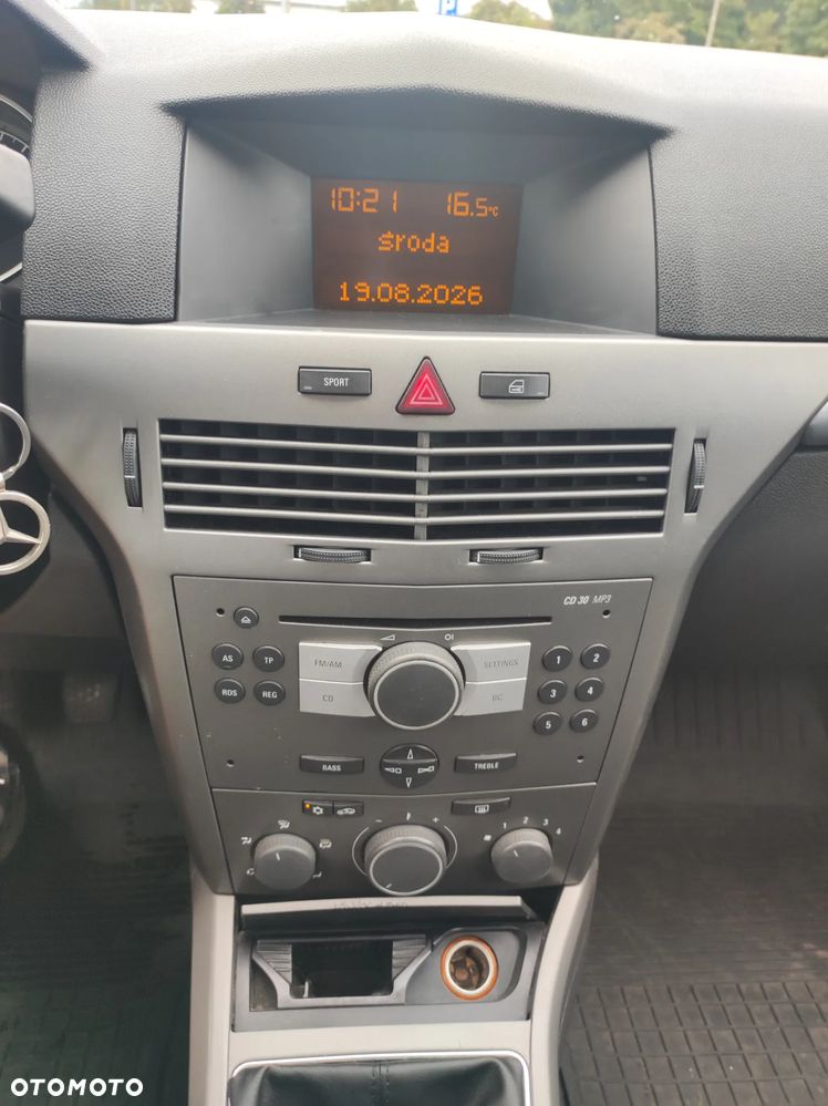 Opel Astra 1.8 Sport - 9