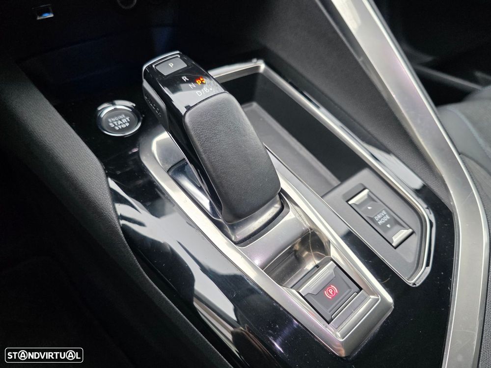 Peugeot 3008 - 19