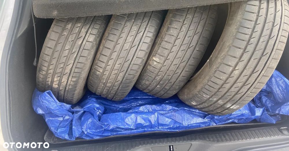 Citroën C4 Picasso e-HDi 115 Business Class - 13