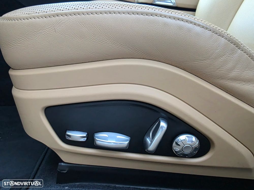Porsche Panamera Turbo S E-Hybrid Executive - 11