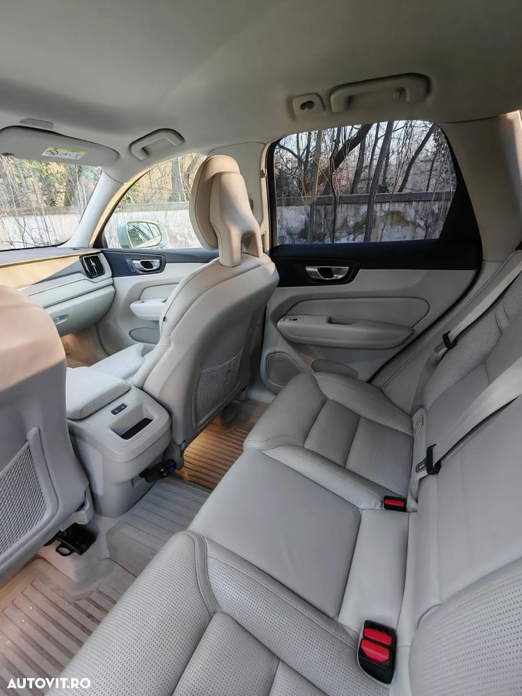 Volvo XC 60 D5 AWD Inscription - 15