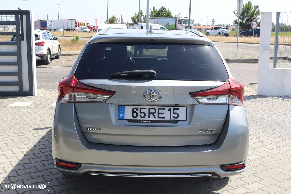 Toyota Auris Touring Sports 1.4 D-4D Comfort+Pack Sport - 18