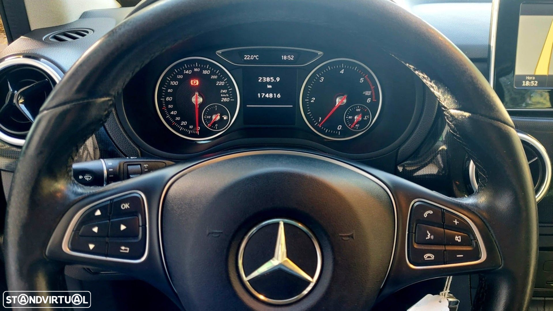 Mercedes-Benz B 180 d Urban - 15