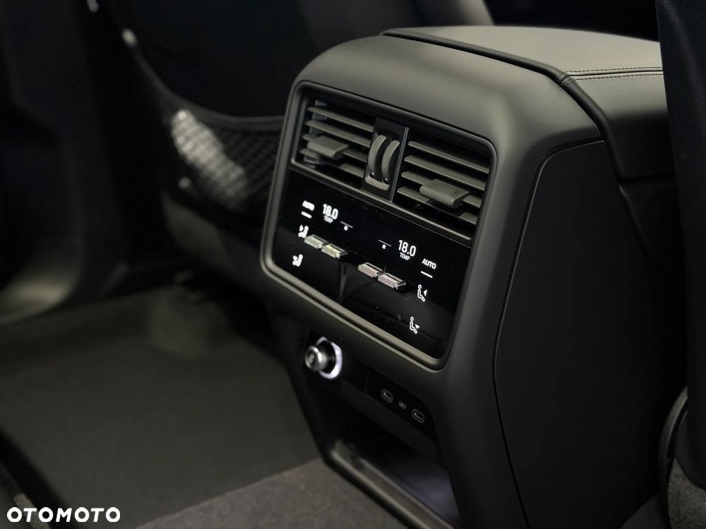 Porsche Cayenne Black Edition - 32