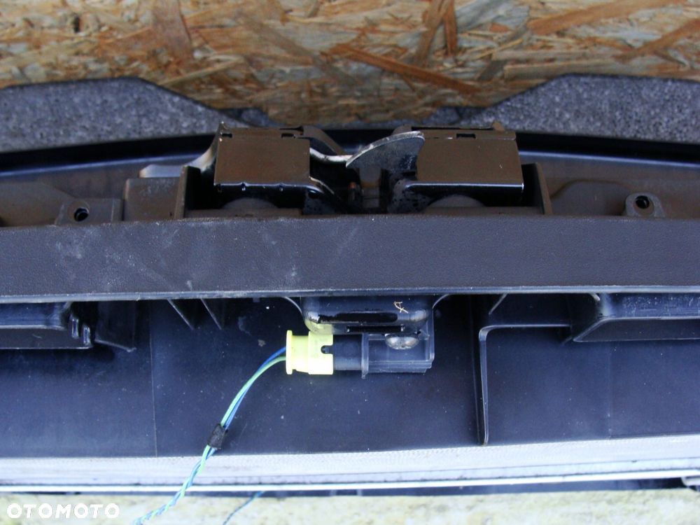 pas przedni chłodnice vw golf vii sportsvan 1.6 tdi 510 2016r - 9