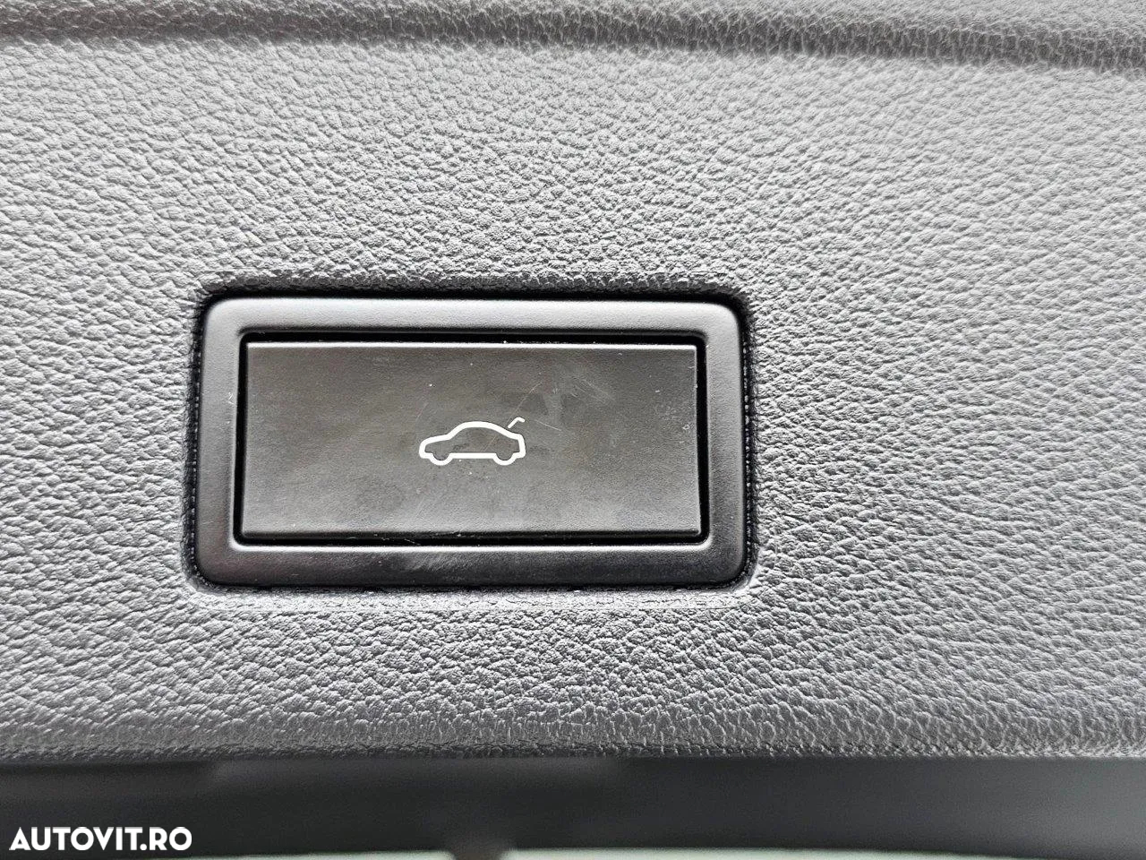 Volkswagen Touareg V6 TDI Style - 17