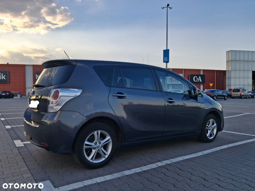 Toyota Verso - 12