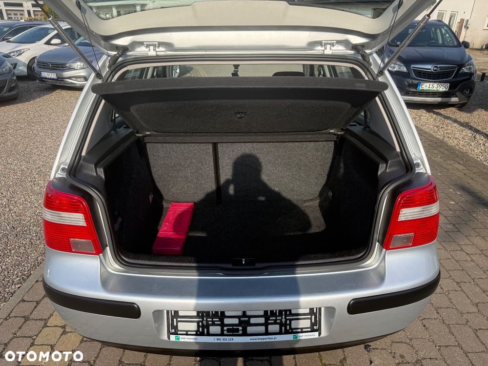 Volkswagen Golf - 14