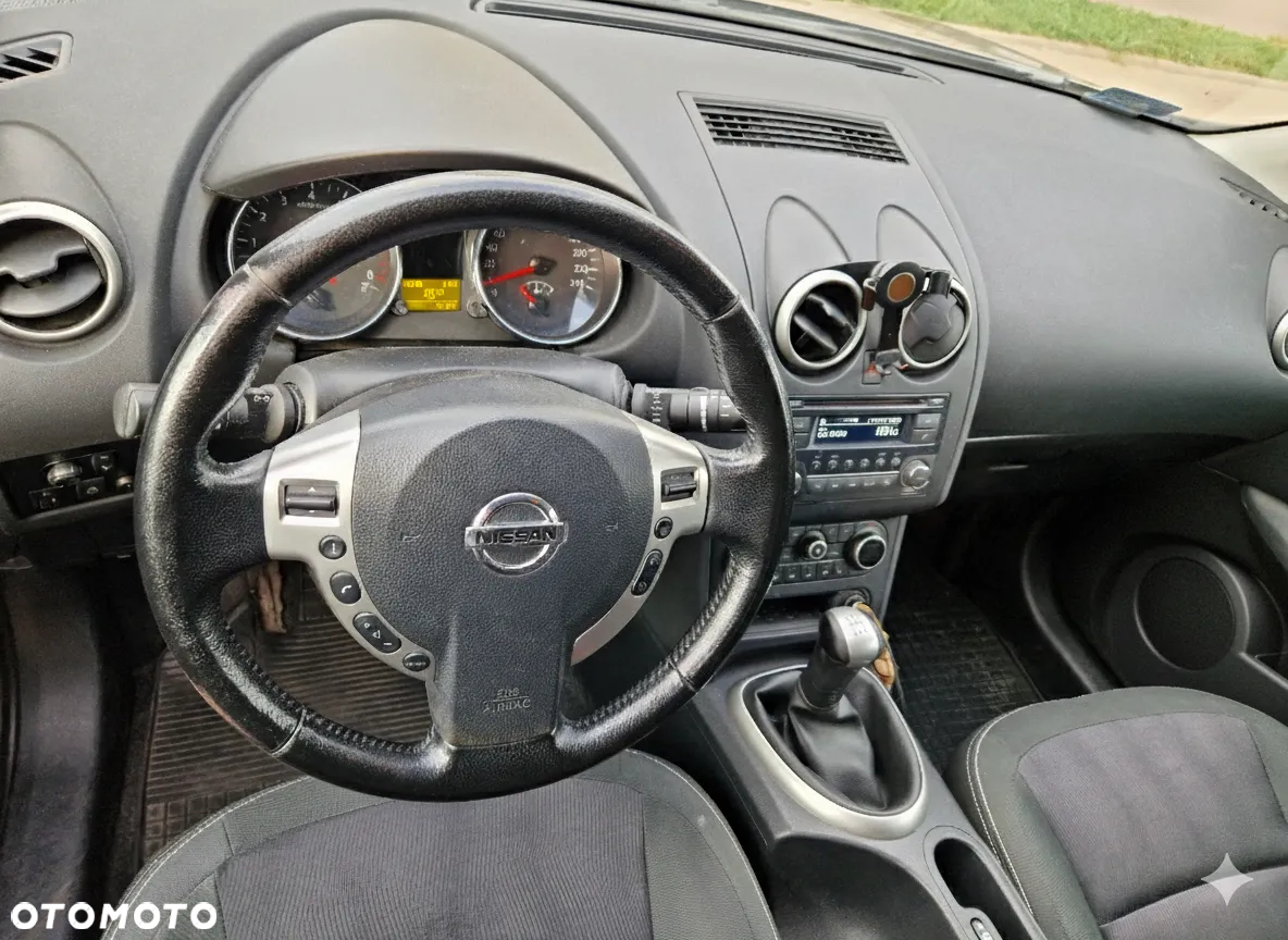 Nissan Qashqai 1.6 Visia - 4