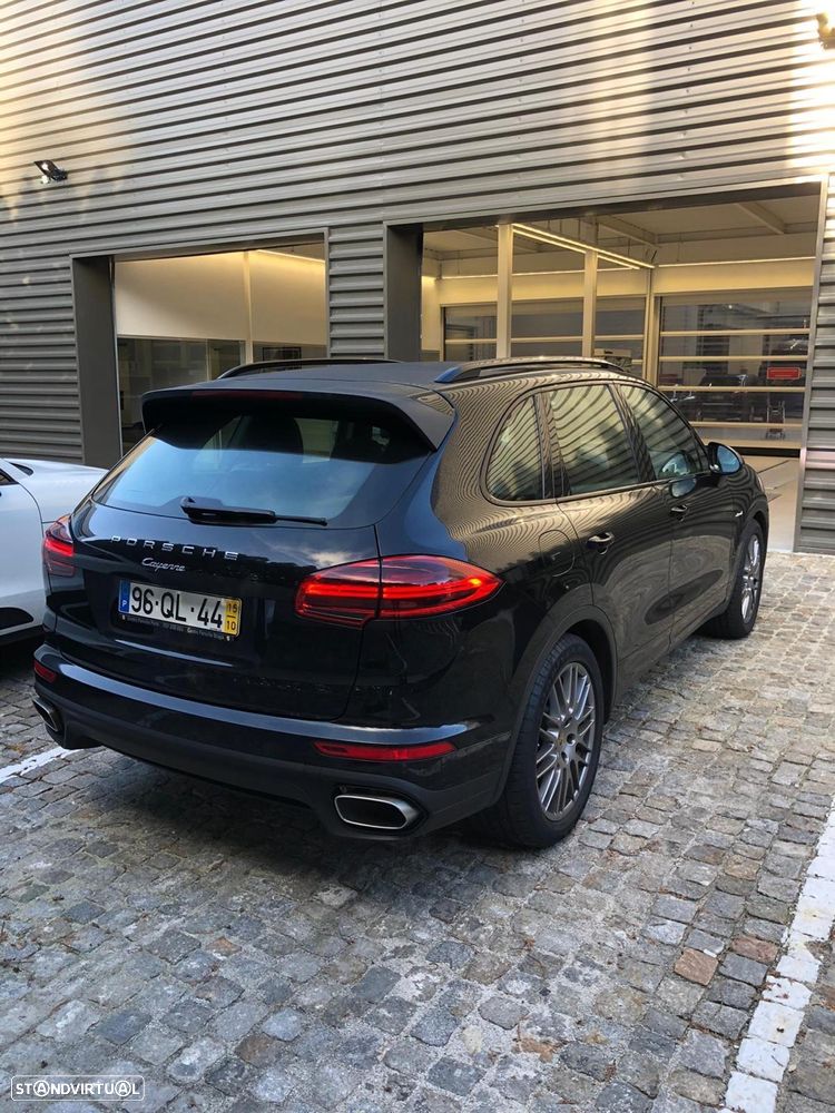 Porsche Cayenne - 6