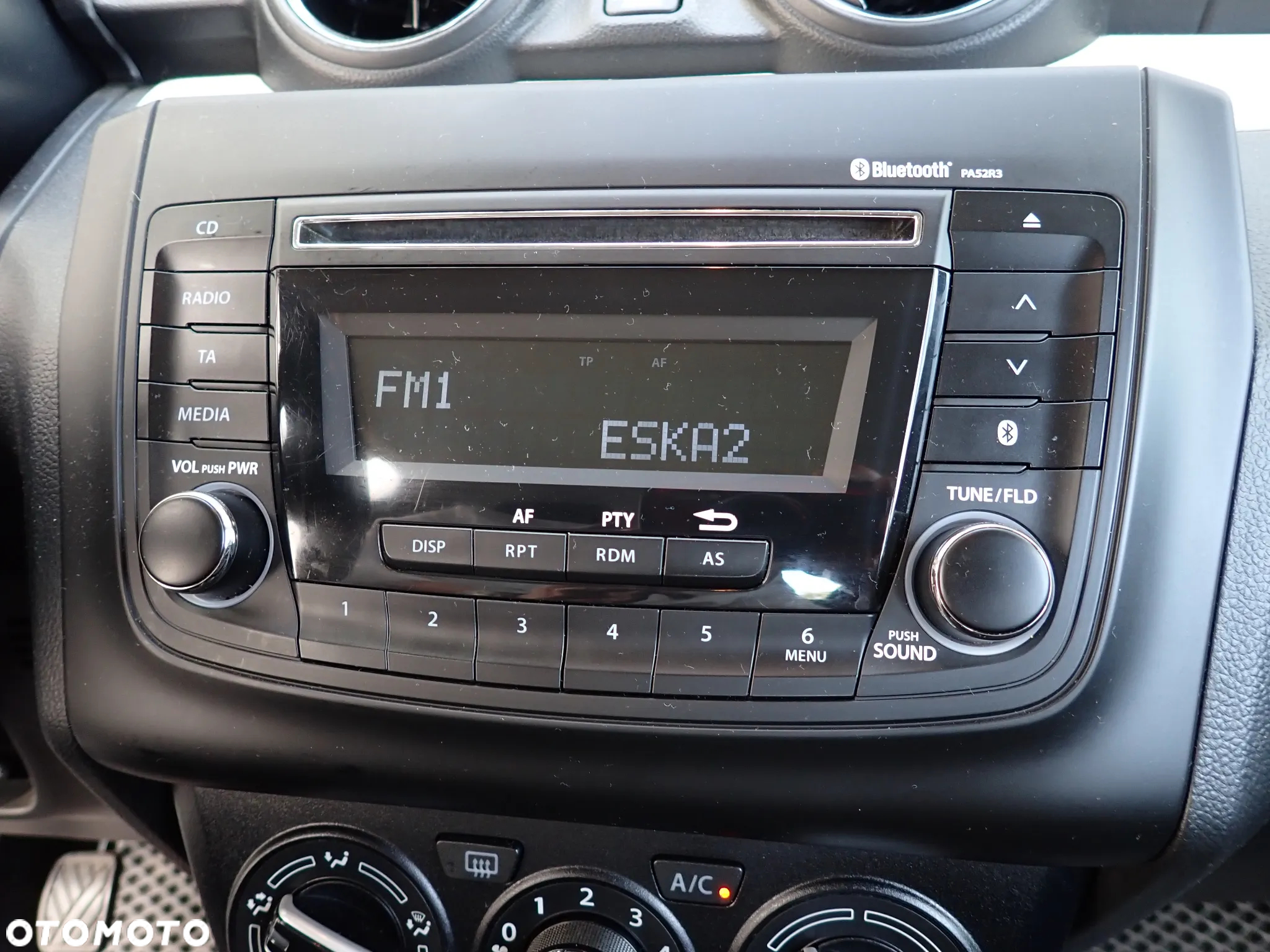 Suzuki Swift 1.2 Premium - 27