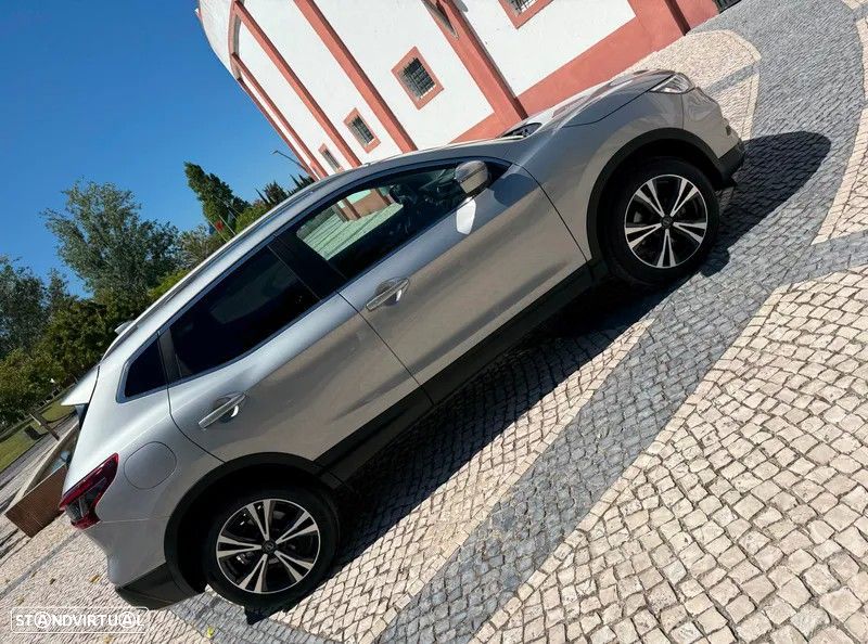 Nissan Qashqai 1.5 dCi N-Connecta J18+Led - 11