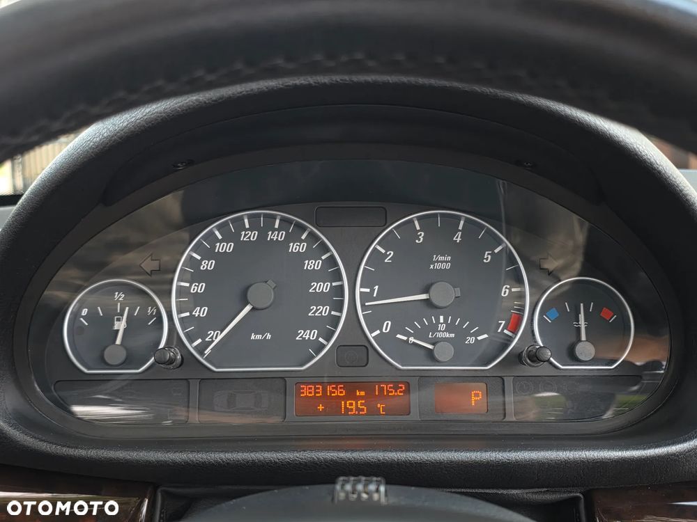 BMW Seria 3 - 18