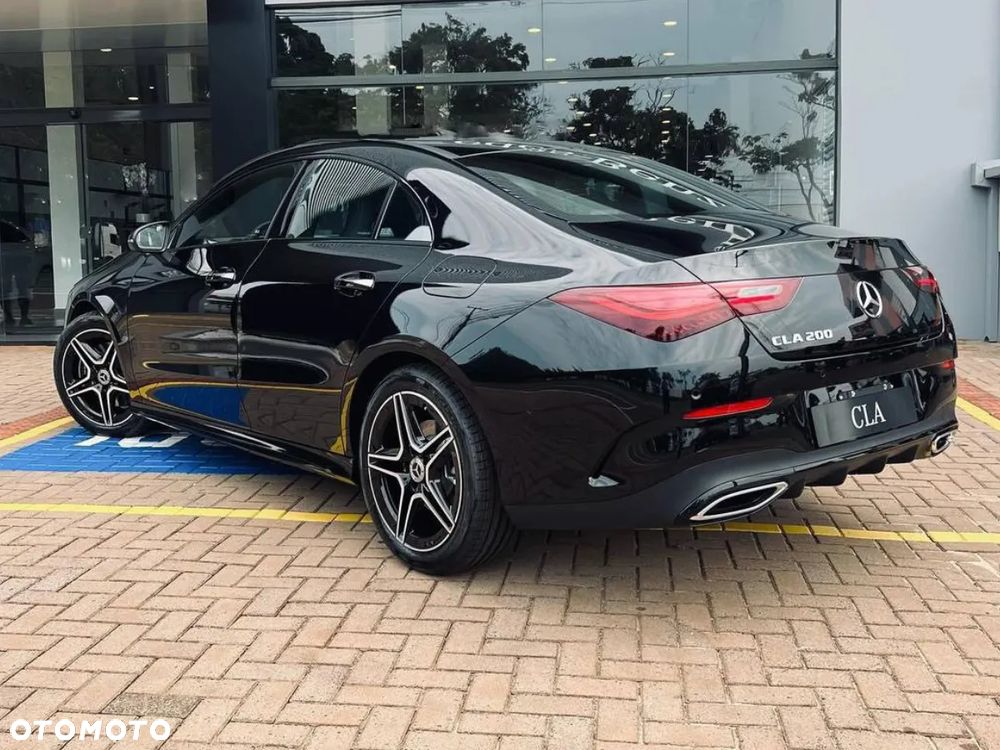 Mercedes-Benz CLA 200 AMG Line 7G-DCT - 3