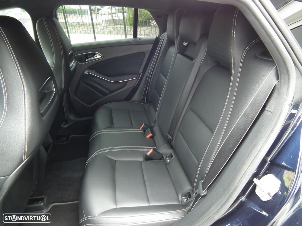 Mercedes-Benz CLA 200 d Shooting Brake AMG Line Aut. - 18