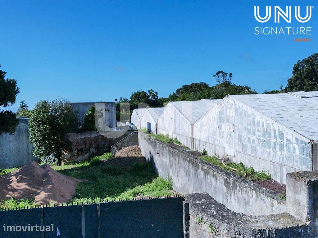Terreno com possibilidade de construção na Fajã de Cima - Grande imagem: 5/8