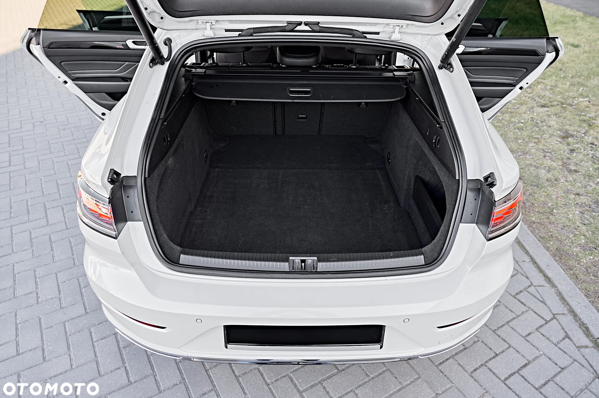 Volkswagen Arteon 2.0 TDI R-Line DSG - 21