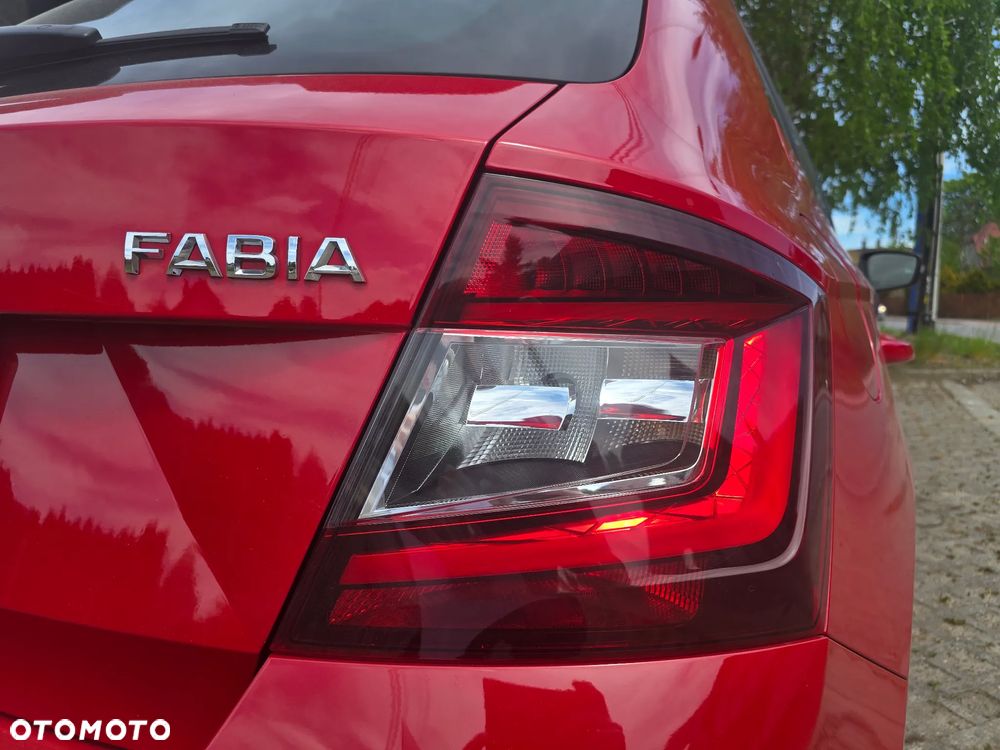 Skoda Fabia 1.0 TSI Monte Carlo - 8