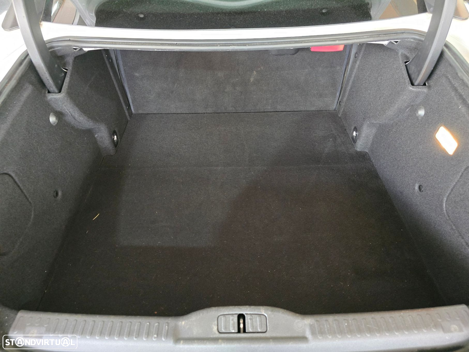 Peugeot RCZ 1.6 THP - 28