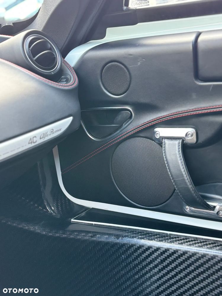 Alfa Romeo 4C 1.8 TBi - 22