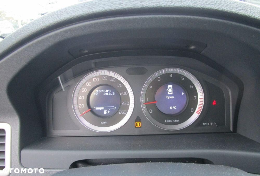 Volvo S80 2.5T Momentum - 22