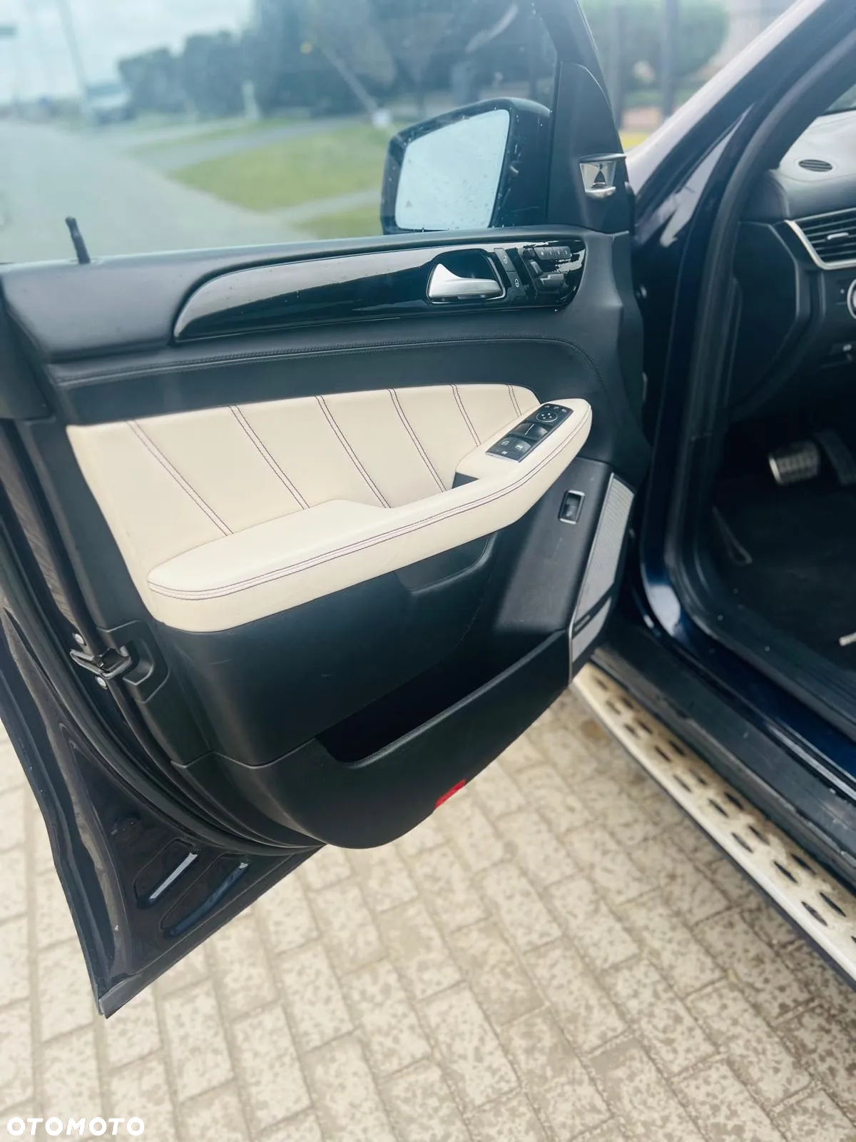 Mercedes-Benz ML 63 AMG 4Matic AMG SPEEDSHIFT 7G-TRONIC AMG Performance Package - 11