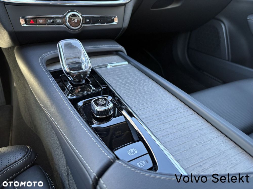Volvo S90 - 16