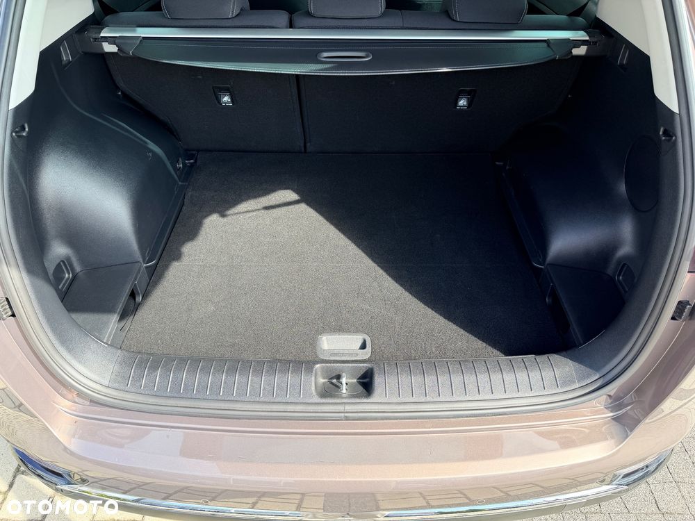 Kia Sportage 1.6 T-GDI M 2WD DCT - 19