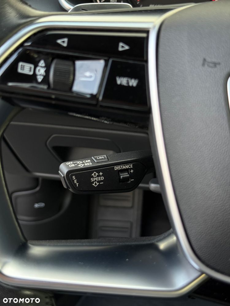 Audi A6 Avant 45 TFSI quattro S tronic - 16