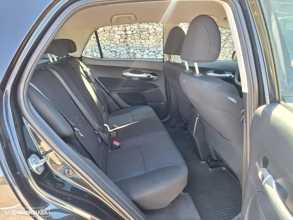 Toyota Auris 1.8 HSD JLL17 - 7