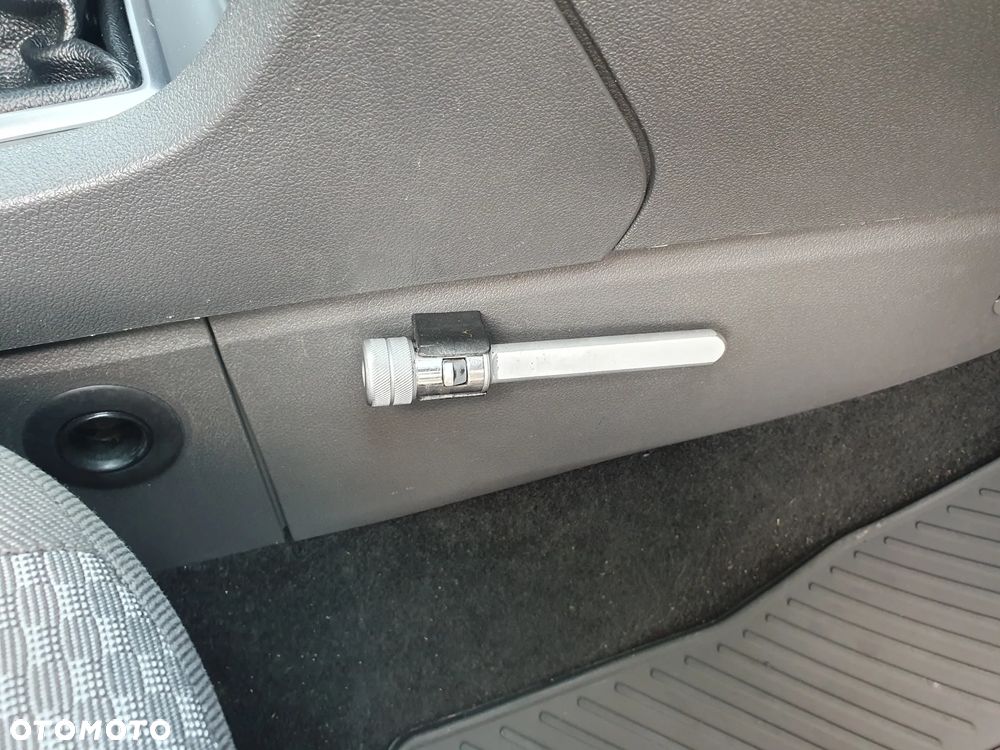 Ford Focus 1.6 FX / Amber X - 16
