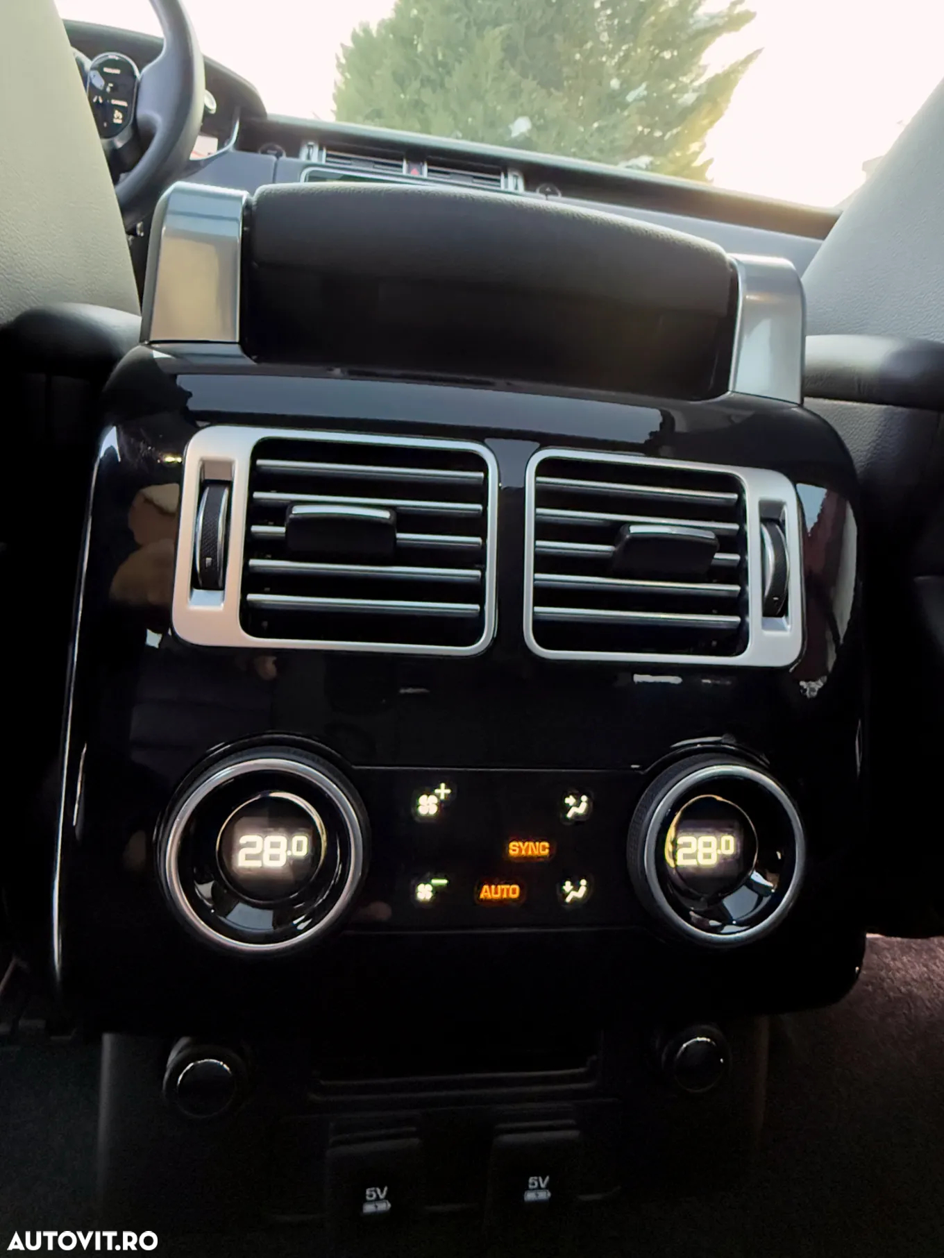 Land Rover Range Rover Vogue - 16