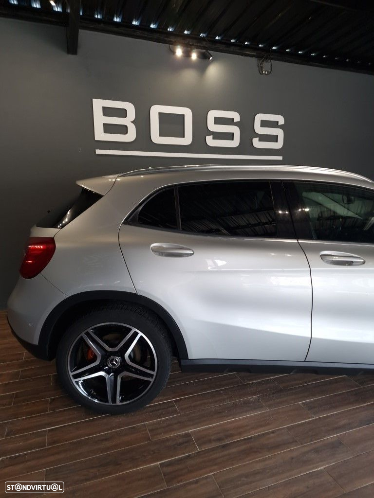 Mercedes-Benz GLA 200 CDi Urban Aut. - 11