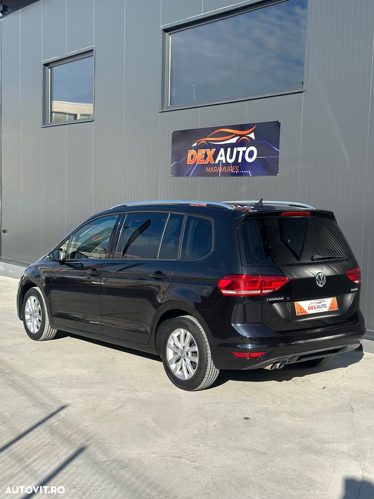 Volkswagen Touran 2.0 TDI DSG Comfortline - 2