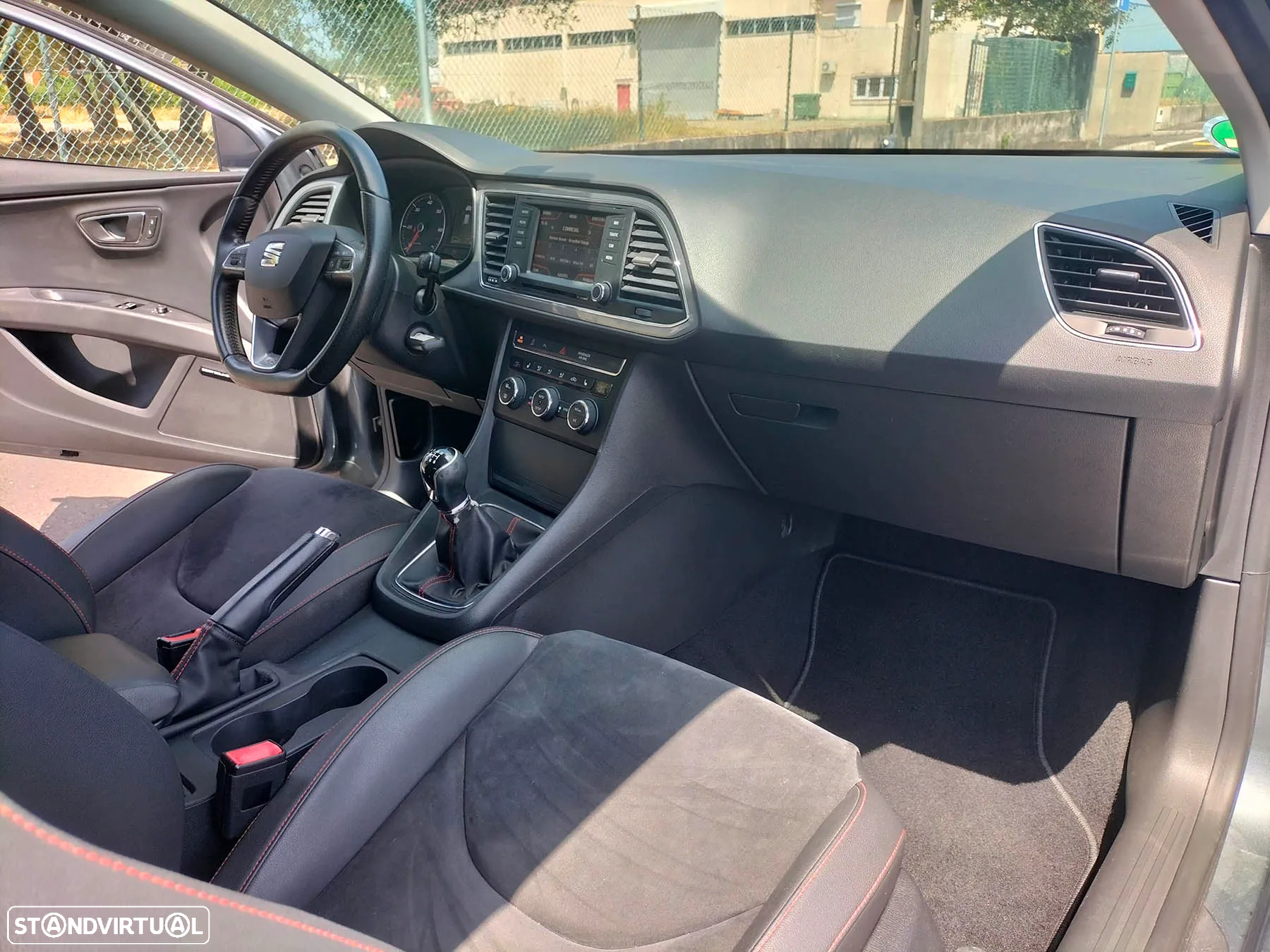 SEAT Leon SC 2.0 TDI FR S/S - 10