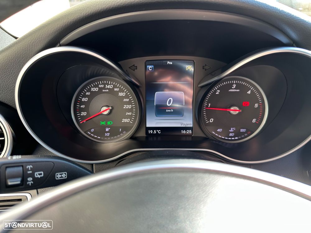 Mercedes-Benz C 200 d AMG Line - 16