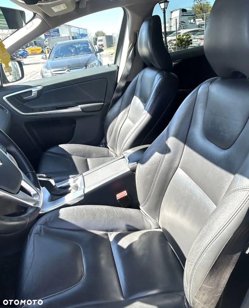 Volvo XC 60 D4 Drive-E Summum - 7