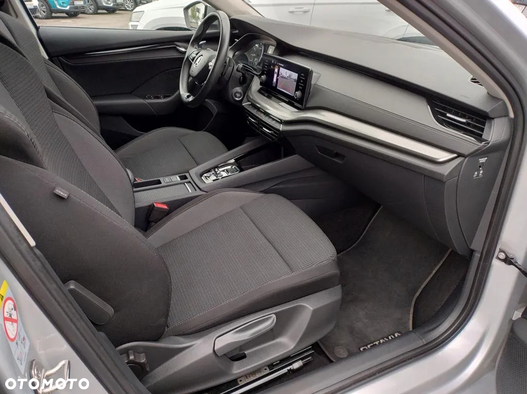 Skoda Octavia - 11