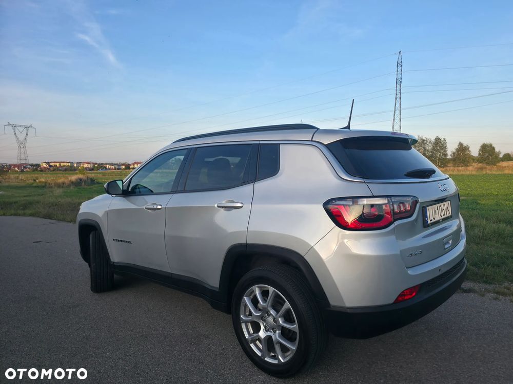 Jeep Compass - 11