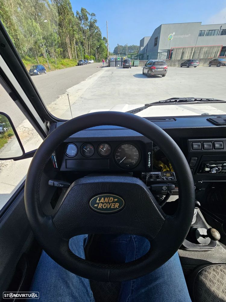 Land Rover Defender 90 2.5 TD5 Metal Top - 9