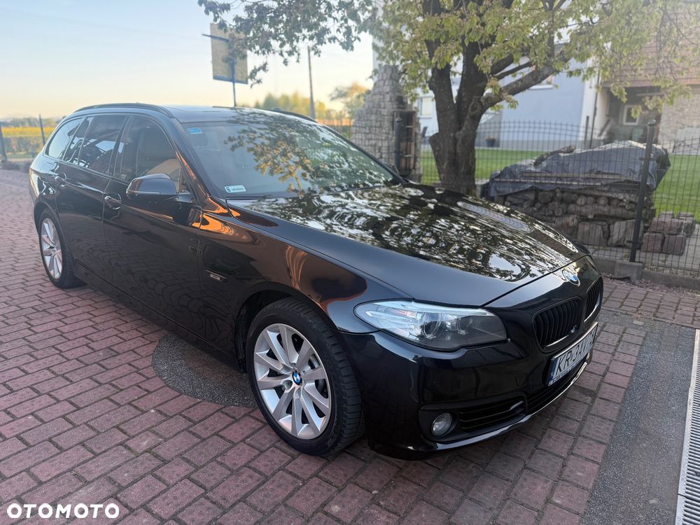 BMW Seria 5 525d xDrive Luxury Line - 6