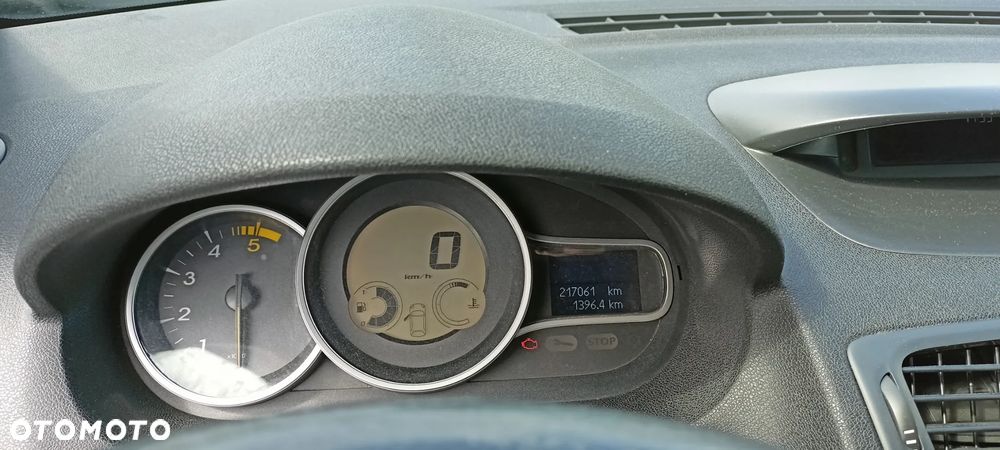Renault Megane 1.5 dCi Expression - 14