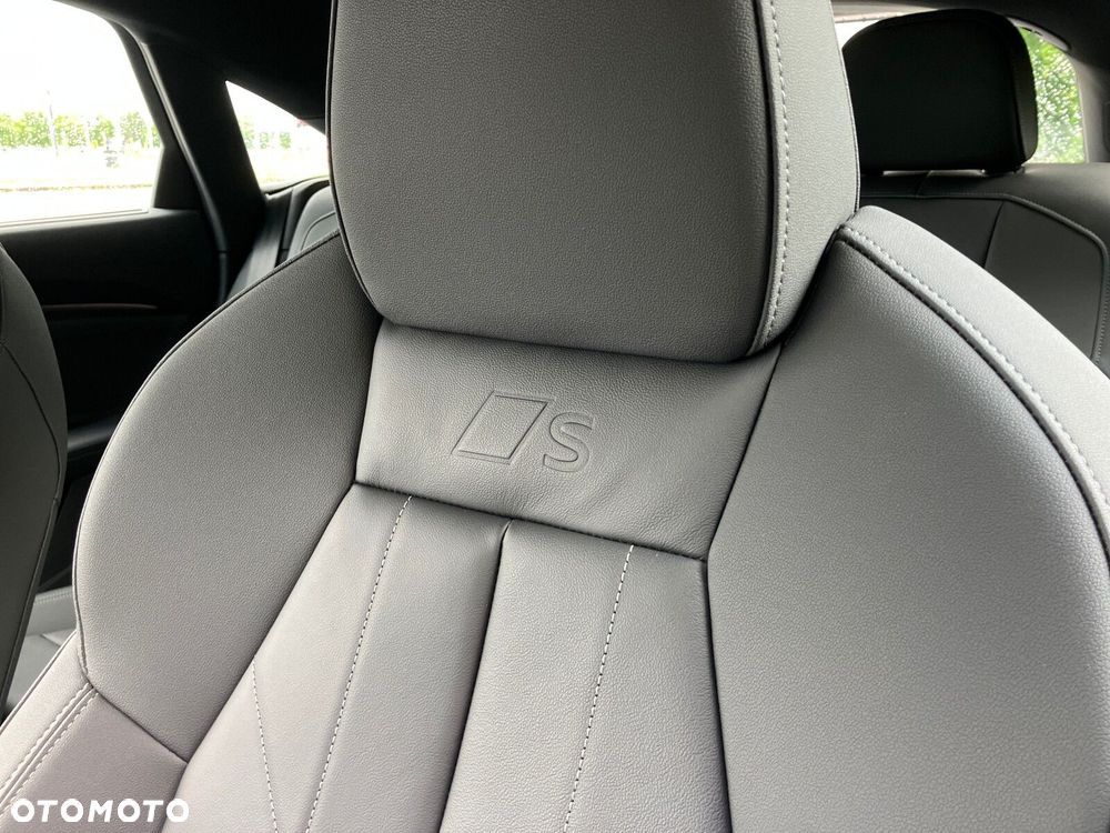 Audi Q5 Sportback - 13