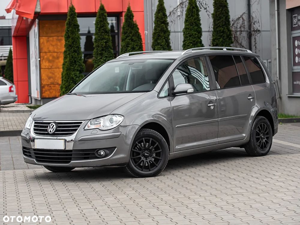 Volkswagen Touran - 6