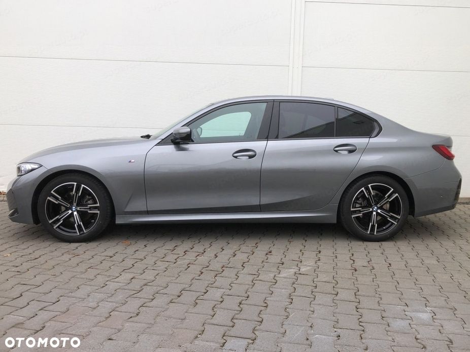 BMW Seria 3 320i xDrive M Sport sport - 3
