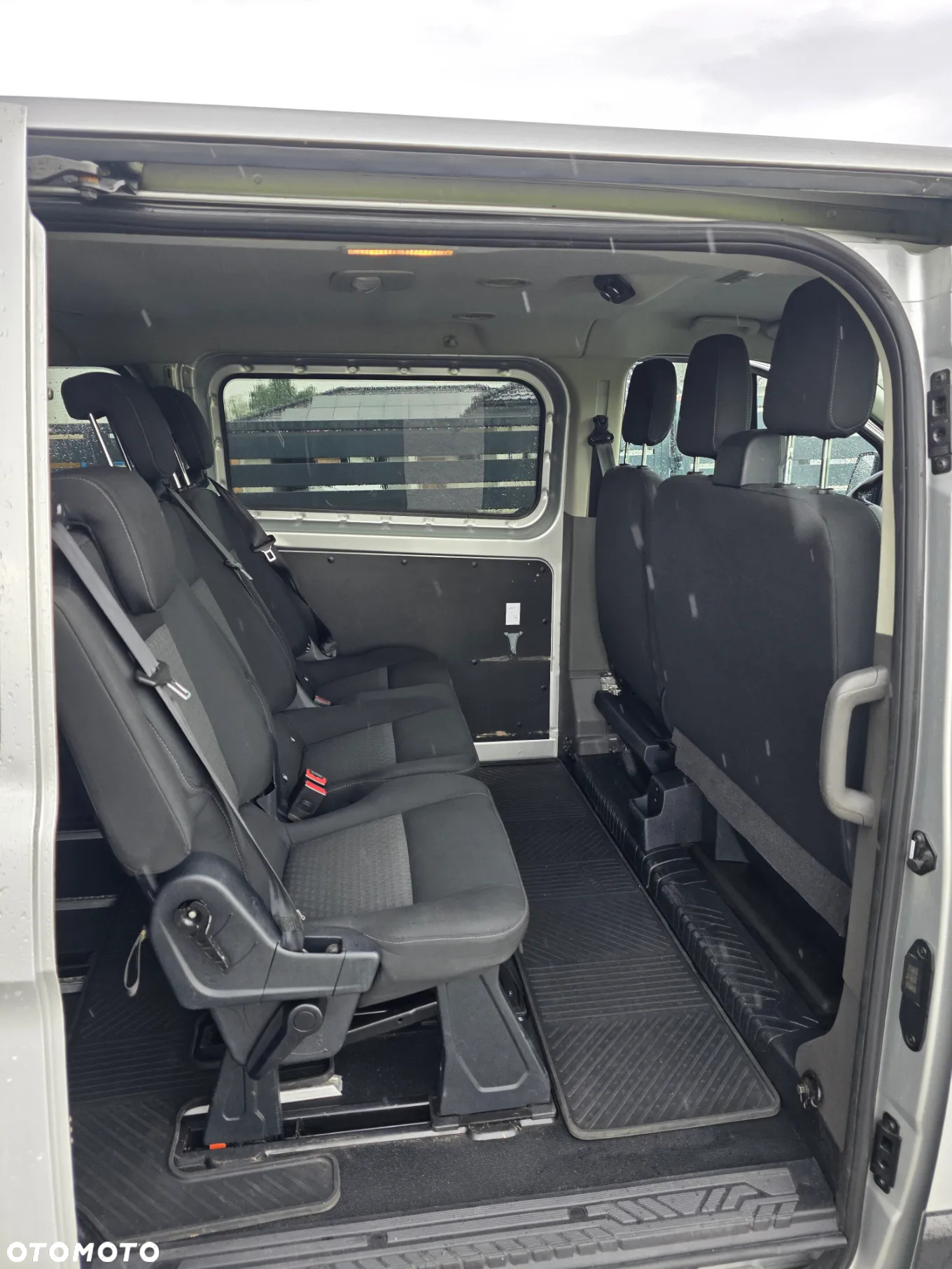 Ford Transit Custom - 11