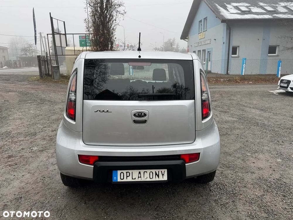 Kia Soul - 10